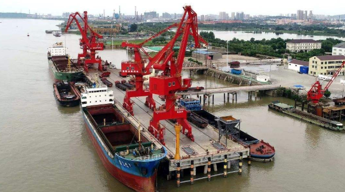 鹰潭概述露天料场港口封闭问题的实行方法